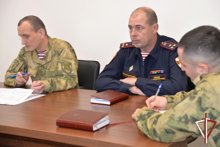 Росгвардия и полиция обсудили меры безопасности на новогодних праздниках в Зауралье