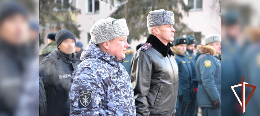 В День Героев Отечества представители курганского управления Росгвардии приняли участие в памятных мероприятиях 