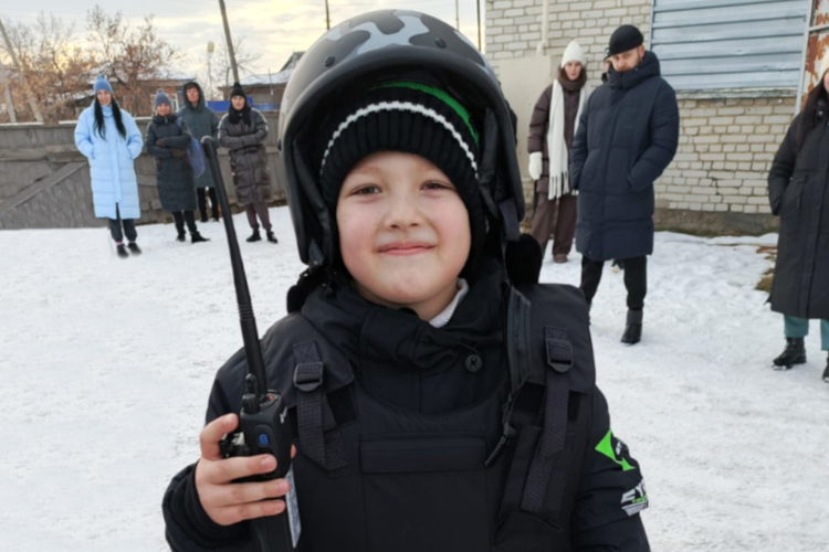 Патриотическую работу с молодежью продолжают росгвардейцы в Зауралье (видео)