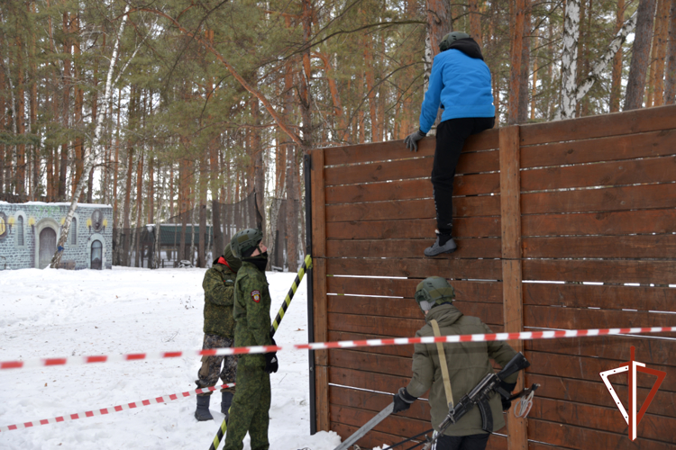 Росгвардия провела «Февральский штурм» в память о погибших на Северном Кавказе офицерах курганского СОБР (видео)