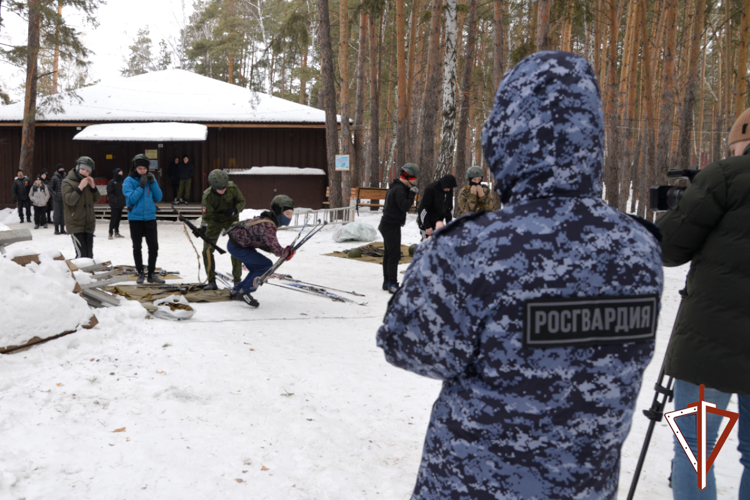 Росгвардия провела «Февральский штурм» в память о погибших на Северном Кавказе офицерах курганского СОБР (видео)