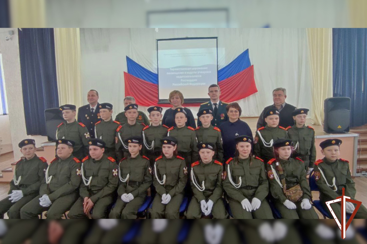 Кадетами Росгвардии стали учащиеся подшефной ведомству курганской школы