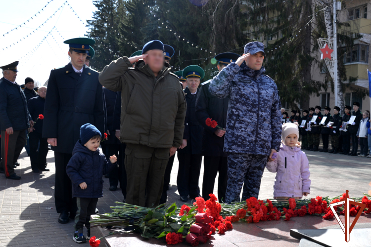 Представители Росгвардии в Кургане приняли участие в военно-патриотической акции «Эстафета Победы»