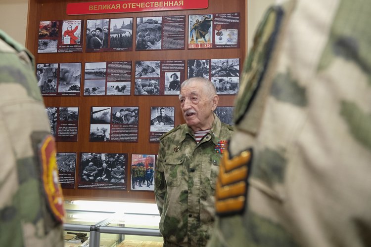 В преддверии 80-летия Великой Победы УФСБ России по ФСВНГ и Росгвардия на Урале презентовали проект «Дети войны»