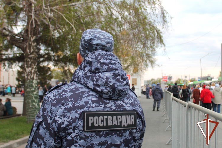 Росгвардейцы обеспечили безопасность Дня весны и труда в Зауралье