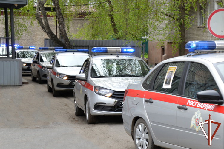 Росгвардия присоединилась к акции «Бессмертный автополк» в Зауралье (видео)