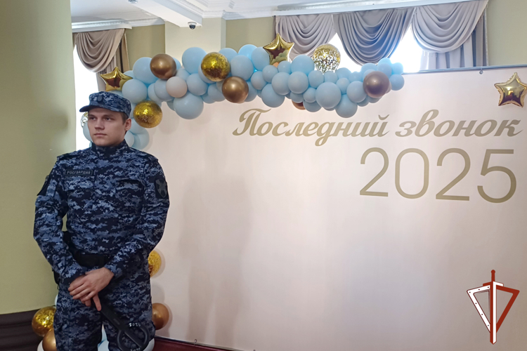 Росгвардия обеспечила безопасность праздника «Последний звонок» в Зауралье