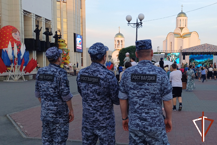 Сотрудники Росгвардии обеспечили правопорядок на культурно-массовых мероприятиях в Зауралье 