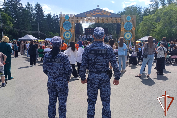 Правопорядок на фестивале и праздничных мероприятиях в Зауралье обеспечила Росгвардия 