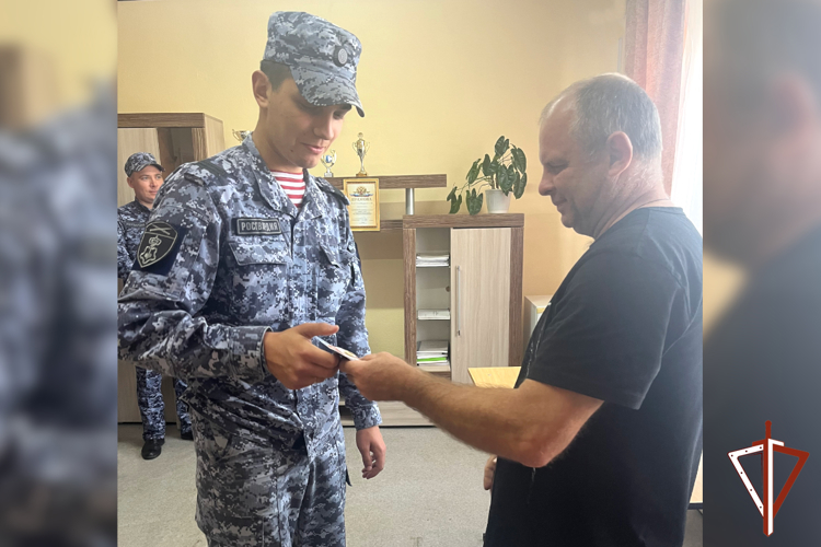 Росгвардейцам в Зауралье вручили знаки отличия «Готов к труду и обороне»