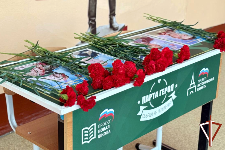 Профориентационные и патриотические мероприятия провели росгвардейцы в Зауралье