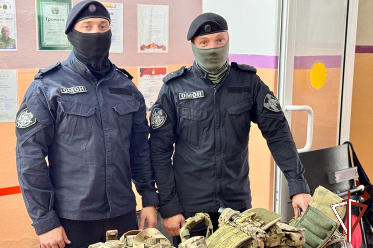 Профориентационные и патриотические мероприятия провели росгвардейцы в Зауралье