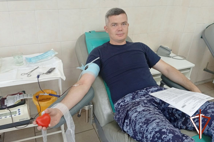 Ведомственную акцию «От сердца к сердцу» поддержала Росгвардия в Курганской области