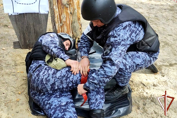 Тактико-ситуационные стрельбы провели росгвардейцы в Зауралье