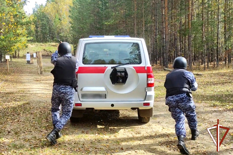 Тактико-ситуационные стрельбы провели росгвардейцы в Зауралье