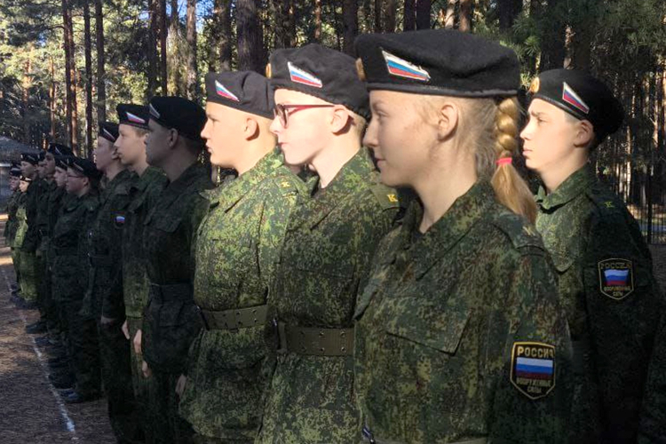 Патриотические мероприятия проводят росгвардейцы для юных жителей Зауралья
