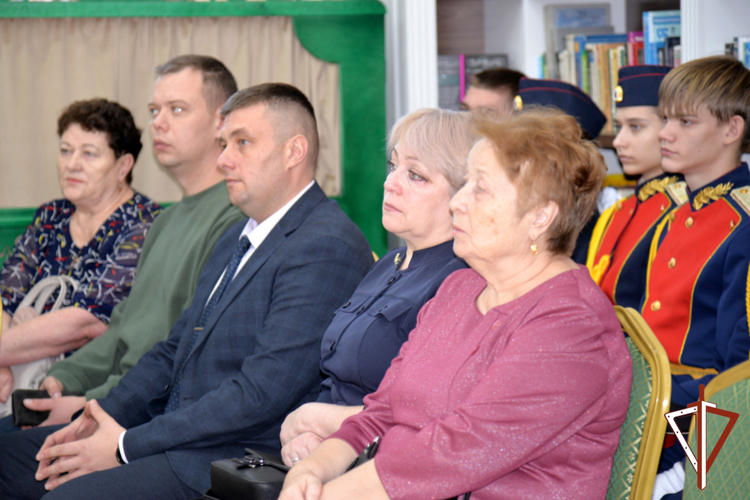 Матерей погибших воинов правопорядка поздравила с праздником Росгвардия в Кургане (видео)