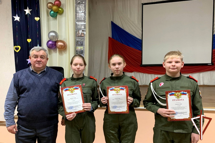 Тематические встречи со школьниками организовала Росгвардия в Зауралье