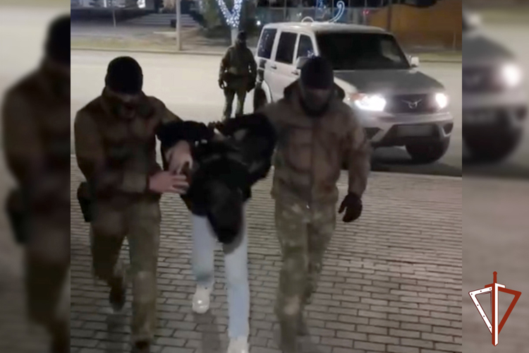 При содействии спецназа Росгвардии в Зауралье задержан подозреваемый в изготовлении наркотиков (видео)