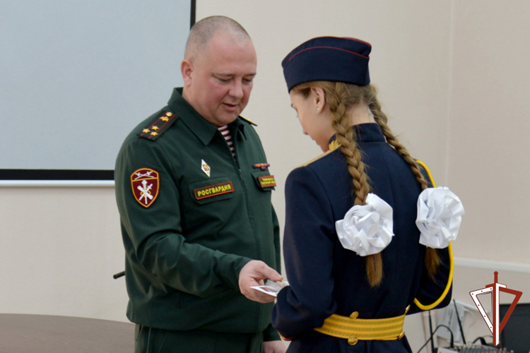 Матерей погибших воинов правопорядка поздравила с праздником Росгвардия в Кургане (видео)