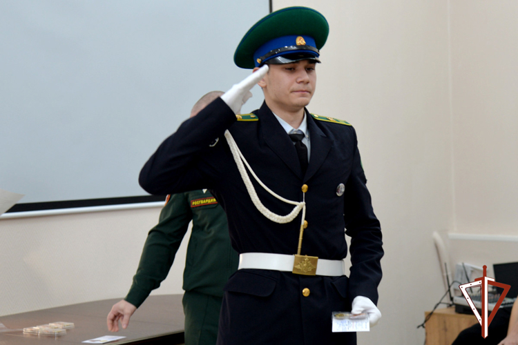 Матерей погибших воинов правопорядка поздравила с праздником Росгвардия в Кургане (видео)