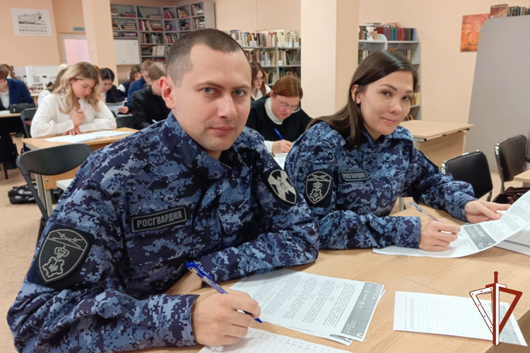 Росгвардейцы из Зауралья написали Большой этнографический диктант (видео)