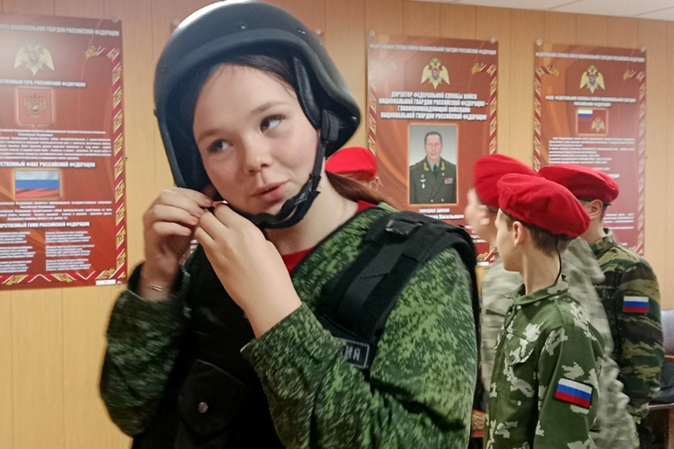 Росгвардейцы в Зауралье почтили память Неизвестного Солдата