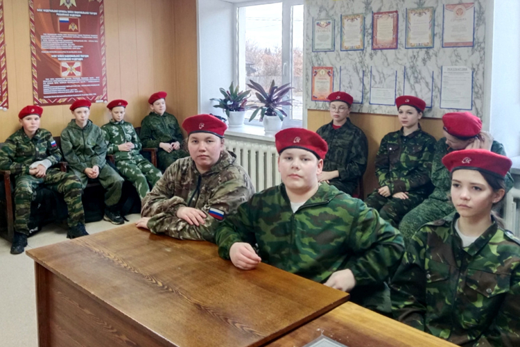 Росгвардейцы в Зауралье почтили память Неизвестного Солдата