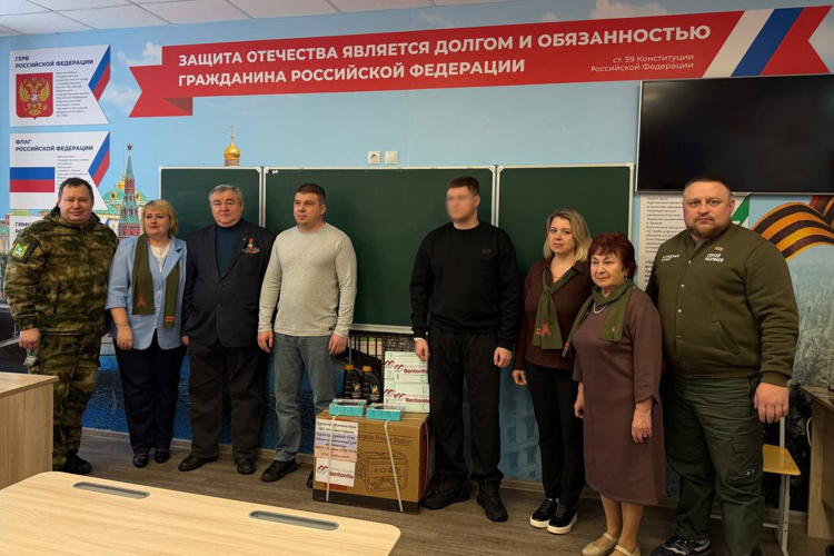 Представители Росгвардии провели тематические встречи в курганских школах