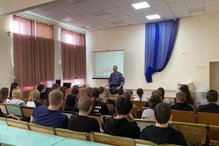 Посвященные Дню Героев Отечества мероприятия состоялись в Зауралье с участием Росгвардии