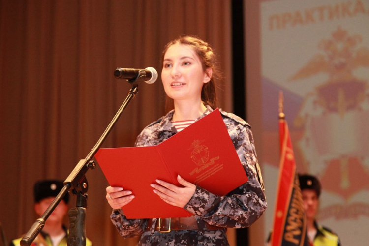 Молодые сотрудники Росгвардии из Зауралья прошли курс профессиональной подготовки в Тюмени
