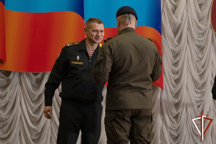 Офицер курганского СОБР победил в окружном этапе смотра-конкурса Росгвардии «Солдаты антитеррора»