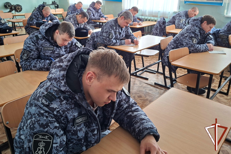 В Зауралье определили лучших по профессии среди сотрудников вневедомственной охраны Росгвардии