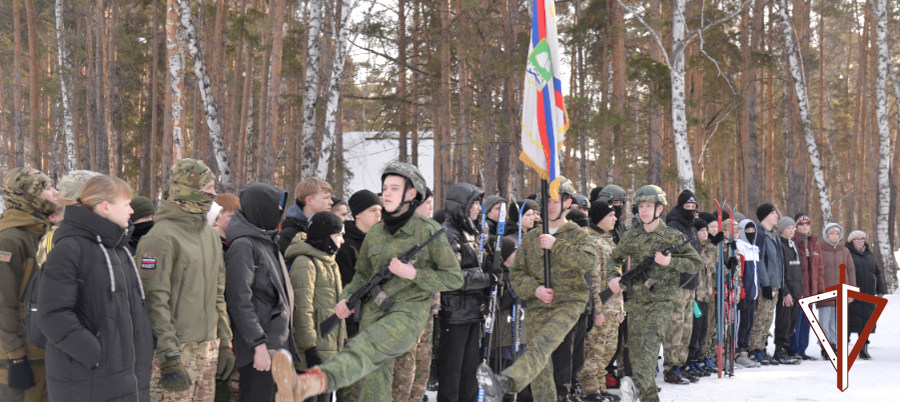 Военно-спортивные соревнования среди кадет посвятили подвигу офицеров курганского СОБР (видео)