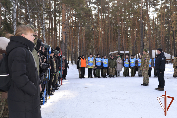 Военно-спортивные соревнования среди кадет посвятили подвигу офицеров курганского СОБР (видео)