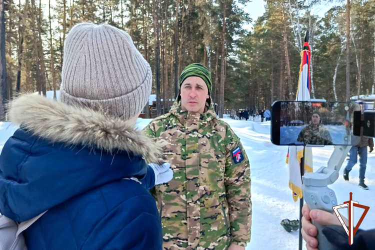Военно-спортивные соревнования среди кадет посвятили подвигу офицеров курганского СОБР (видео)