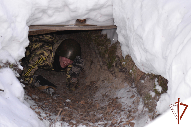 Военно-спортивные соревнования среди кадет посвятили подвигу офицеров курганского СОБР (видео)