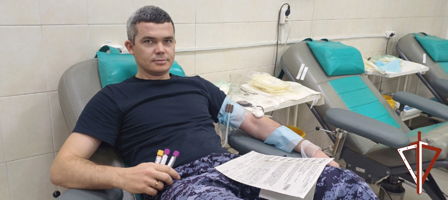 В Зауралье росгвардейцы пополнили региональный банк донорской крови