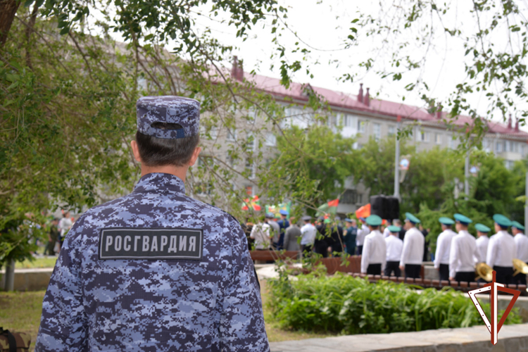 Сотрудники Росгвардии обеспечили безопасность празднования Дня пограничника в Зауралье