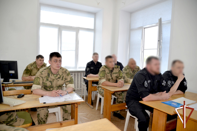 В Зауралье состоялся учебный сбор водителей специальных автомобилей Уральского округа Росгвардии