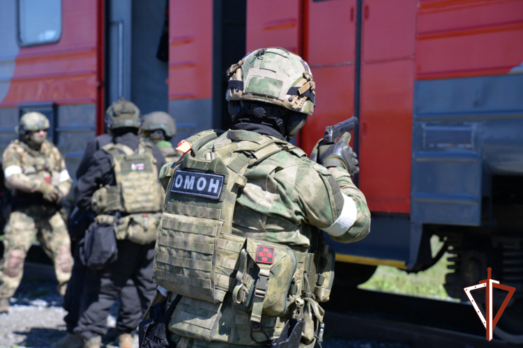 Антитеррористическое учение с участием Росгвардии проведено на пригородном вокзале Кургана (видео)