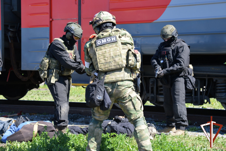Антитеррористическое учение с участием Росгвардии проведено на пригородном вокзале Кургана (видео)