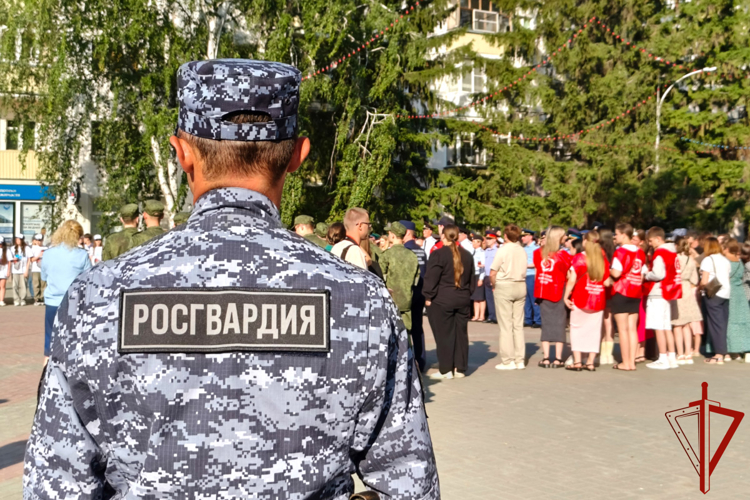 Росгвардейцы обеспечили правопорядок на памятных, культурных и спортивных мероприятиях в Зауралье