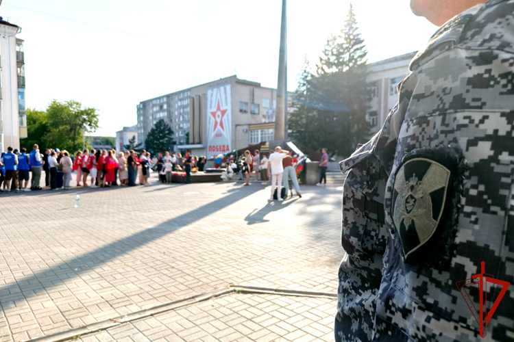 Росгвардейцы обеспечили правопорядок на памятных, культурных и спортивных мероприятиях в Зауралье