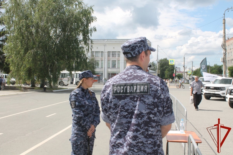При участии Росгвардии в Зауралье обеспечена безопасность празднования Дня России
