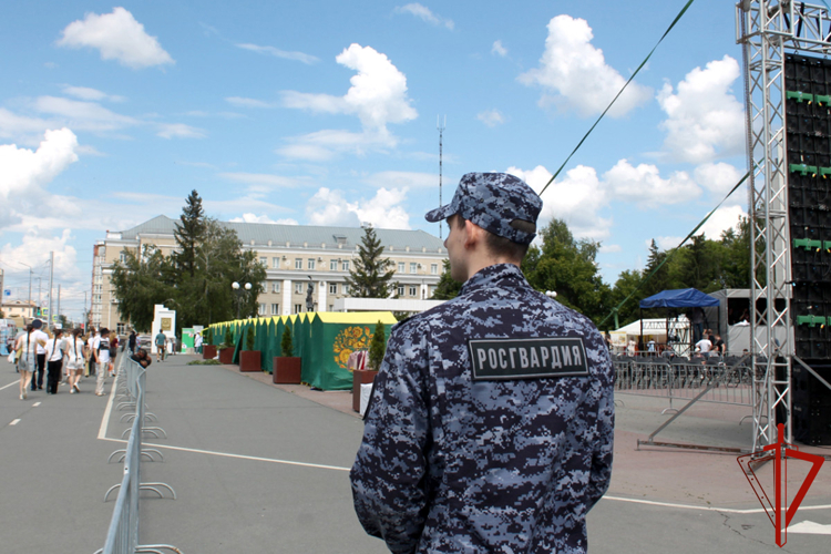 При участии Росгвардии в Зауралье обеспечена безопасность празднования Дня России