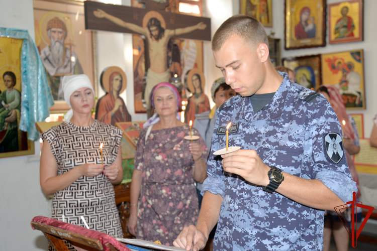 В Зауралье росгвардейцы почтили память небесного покровителя ведомства святого князя Владимира (видео)