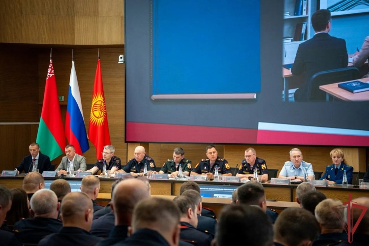 Руководитель управления вневедомственной охраны Росгвардии по Курганской области принял участие во Всероссийском семинаре