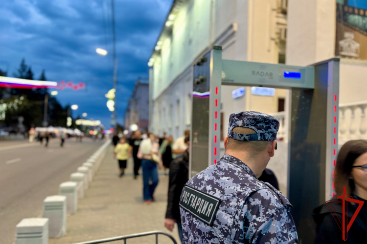 Росгвардия обеспечила безопасность праздничных мероприятий в Курганской области