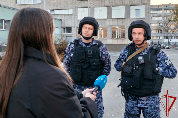 В Зауралье сотрудники вневедомственной охраны Росгвардии проводят мероприятия к профессиональному празднику (видео)